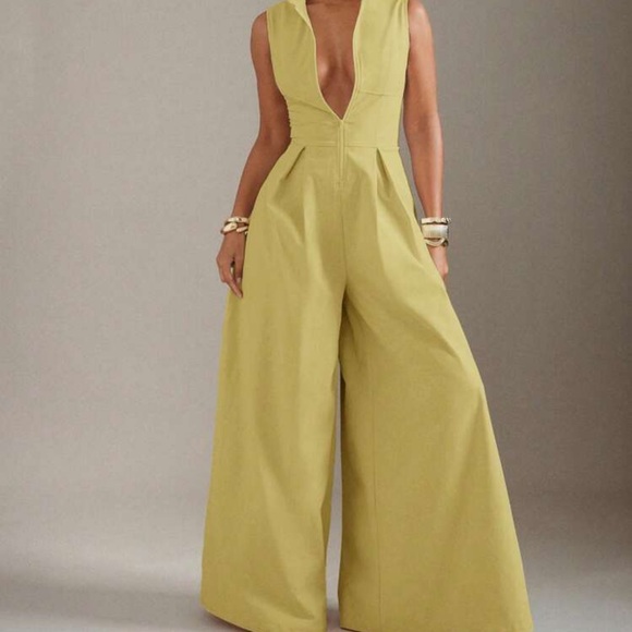NEW - Elegant Yellow Jumpsuit‎